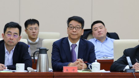 1月14日，，，，，，，集团党委书记王冲参与天津市十八届人大三次会议并在武清区代表团审议中讲话